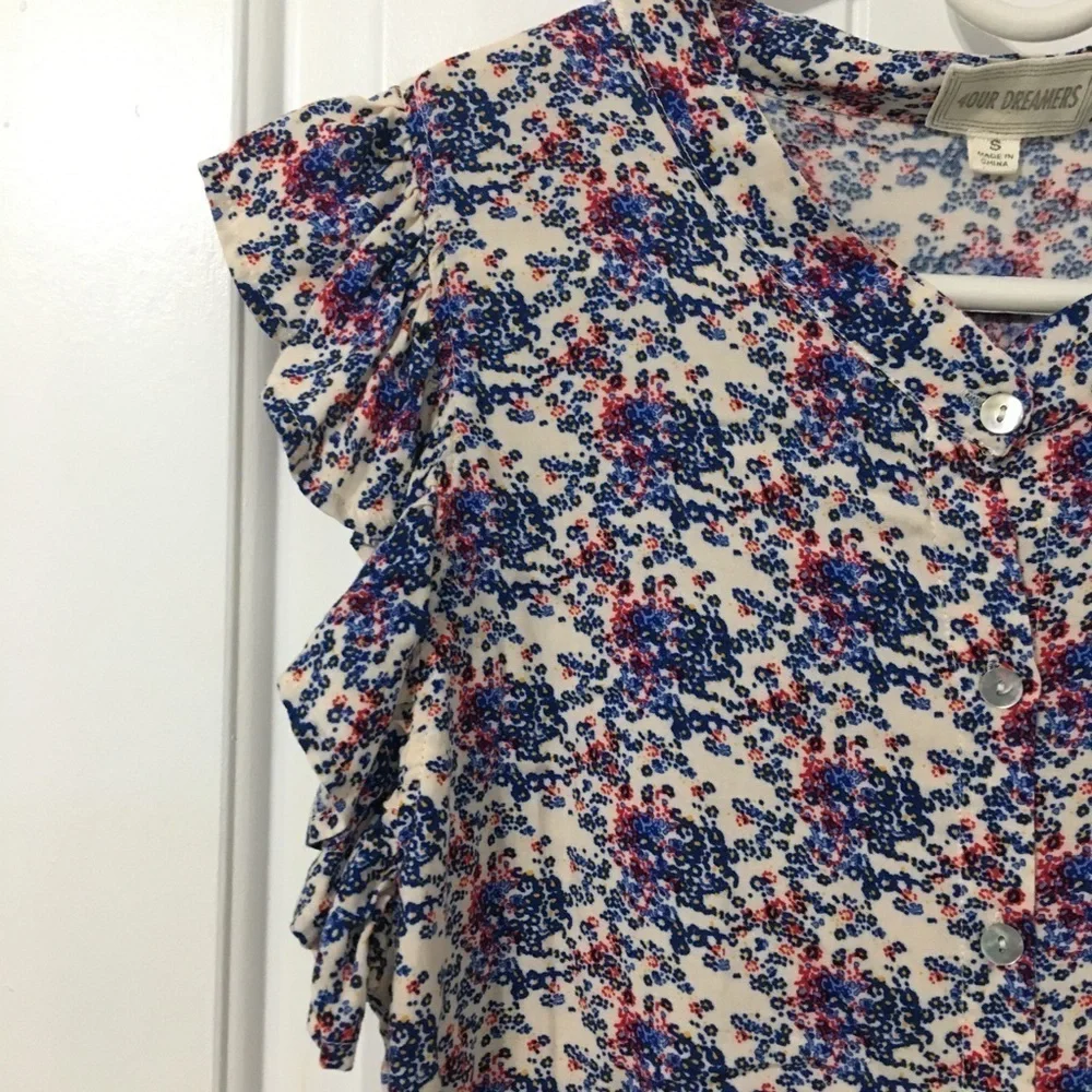 4Our Dreamers Ruffle Sleeves Blouse - Picture 3 of 4